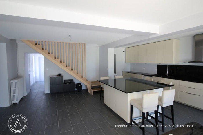 Extension, rénovation et réorganisation d'une maison